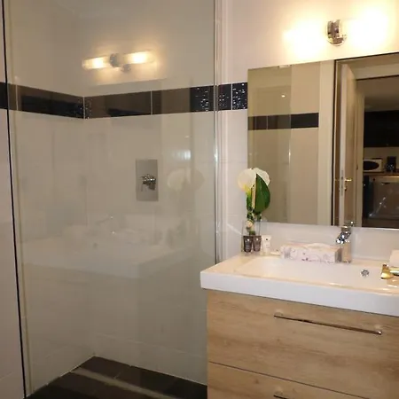 - Promenade Des Anglais Apartman Nizza