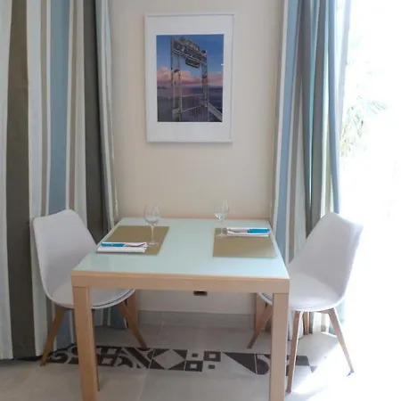 - Promenade Des Anglais Apartman Nizza